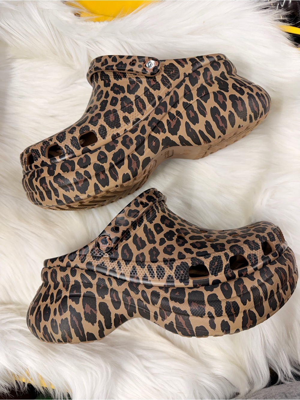 Crocs Classic Bae Clogs in sepia Leopard platform size 10 women’s shoes - Picture 4 of 10